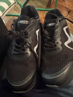 MBT Men’s Black Mesh Athletic Sneakers with White Accents never worn